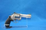 SMITH & WESSON MODEL 617 - 1 of 2