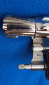 S&W 10-7, Nickel, .38 SPL - 6 of 7