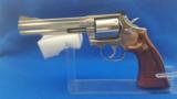 Smith & Wesson 686-3 - 2 of 6