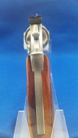 Smith & Wesson 686-3 - 3 of 6