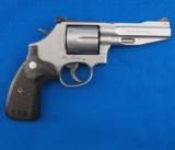 S&W 686-6 SSR Pro .357 Mag WBox - 1 of 8