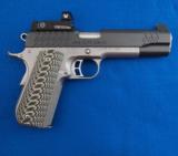 Kimber Aegis Elite - Vortex Venom Red Dot Optic .45 ACP WBox - 1 of 3
