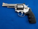 S&W .38 Combat Masterpiece Stainless .38 SPL - 2 of 3