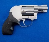 S&W 649-2 Stainless Steel MFG 1990 - 1996 .38 SPL - 1 of 3