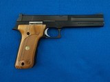 S&W 422 Target Pistol .22 LR Wbox - 1 of 6