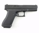 Glock 17 Gen 2 9X19 WBox - 1 of 6