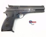Beretta 76 Target Pistol .22 LR - 1 of 5