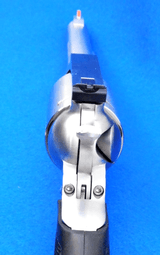 Magnum Research Stainless BFR SA Revolver 8