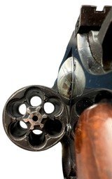 Dan Wesson Model 15VH .357 Magnum Revolver2.5” Heavy Vent Rib BarrelBluedCompact - 12 of 18