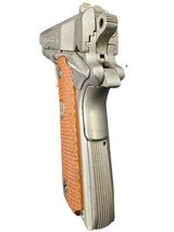 Colt Combat Commander Series 70
.45 ACP – Nickel – 4.25