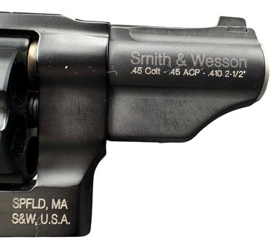Smith & Wesson Governor Revolver .45 Colt / .45 ACP / .410 – 2.75” Barrel – w/ Galco Holster - Image 13 of 16