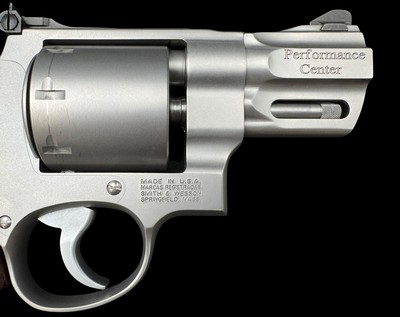 Smith & Wesson Performance Center Model 627-8 – .357 Magnum - Image 8 of 10