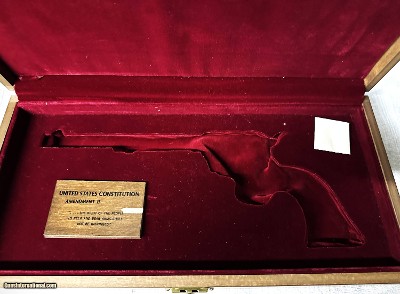 Colt U.S. Constitution Amendment II Scout 22 LR, 7 1/2" barrel fitted case