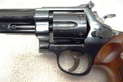 Smith & Wesson Model 27-2 357 Mag Revolver. Blue, 6 - Image 2 of 13