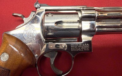 Smith & Wesson Model 27-2, 357 Magnum Revolver, 8 3/8