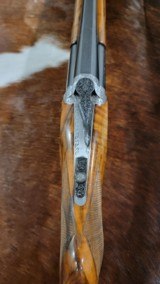 PERAZZI MX8 SC3 -- 12 GA -- MAGNIFICENT PIGEON GUN -- GORGEOUS FACTORY WOOD -- GAME SCENES by GIOVANELLI - 4 of 13