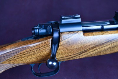 RARE DAKOTA 76 KURZ ACTION IN 250-3000 -- SPECIAL ORDERED WITH SKELETAL BUTT AND GRIP CAP -- DON ALLEN GUN-- AS NEW - Image 6 of 20