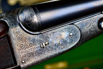 BEAUTIFUL RARE AHE 20/28 GA. 2 BARREL SET -- ACME STEEL , PISTOL GRIP,DOUBLE TRIGGERS ,EJECTORS AND CASED - Image 1 of 18
