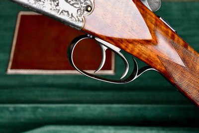 GORGEOUS MERKEL 210E 28GA -- ENGLISH STOCK -- SOLID RIB -- DOUBLE TRIGGER -- FACTORY PLATE -- HIGH CONDITION - Image 10 of 17