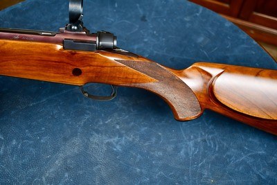 FANTASTIC KIMBER OF OREGON AFRICAN 89 IN 416 RIGBY --TALLEY 30MM LEVER LOCK RINGS -- BEAUTIFUL WOOD - Image 6 of 19
