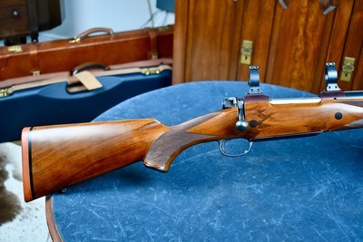 FANTASTIC KIMBER OF OREGON AFRICAN 89 IN 416 RIGBY --TALLEY 30MM LEVER LOCK RINGS -- BEAUTIFUL WOOD - Image 2 of 19