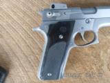 SMITH & WESSON MODEL 659 STAINLESS 9 MM SEMI-AUTO DOUBLE ACTION PISTOL 98% CONDITION. - 5 of 8