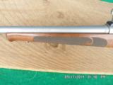 WINCHESTER MODEL 70 CLASSIC STAINLESS 270 WIN.WITH DELUXE WALNUT 99% ORIG.COND. - 5 of 15