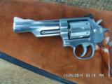 SMITH & WESSON 1982 MODEL 66-2
COMBAT STAINLESS 357 MAGNUM REVOLVER,99% ORIGINAL COND. - 3 of 8