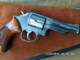 SMITH & WESSON 1982 MODEL 66-2
COMBAT STAINLESS 357 MAGNUM REVOLVER,99% ORIGINAL COND. - 6 of 8