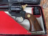 WEST GERMAN FALCON SINGLE ACTION 22 L.R. & 22 MAGNUM CONVERTIBLE REVOLVER 98% OVERALL WITH BOX ,PAPERS AND HOLSTER. - 2 of 10