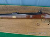 THOMPSON CENTER HAWKEN 50 CAL.EXCELLENT BORE AND GREAT SHAPE. - 3 of 11