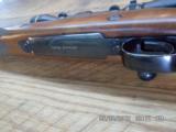 WINCHESTER MODEL 70 CLASSIC SUPER EXPRESS 375 H&H CAL.S/N G130757 LEUPOLD,ALL AS NEW CONDITION! - 12 of 14
