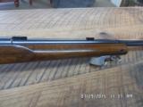 WINCHESTER MODEL 52B HEAVY BARREL TARGET RIFLE 22 L.R. 1939 MADE MATCHING NUMBERS 98% OVERALL. - 4 of 18