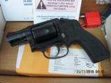 SMITH & WESSON BODYGUARD 38 SPL.+P WITH INSIGHT LASER.LIKE NEW REVOLVER IN ORIG.BOX. - 2 of 8