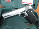 PARA 1911 EXPERT STAINLESS PISTOL 45 ACP.(VERY LIGHTLY FIRED) 99% OVERALL IN FACTORY HARD CASE WITH MANUEL. - 2 of 15