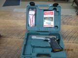 PARA 1911 EXPERT STAINLESS PISTOL 45 ACP.(VERY LIGHTLY FIRED) 99% OVERALL IN FACTORY HARD CASE WITH MANUEL. - 1 of 15