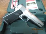 PARA 1911 EXPERT STAINLESS PISTOL 45 ACP.(VERY LIGHTLY FIRED) 99% OVERALL IN FACTORY HARD CASE WITH MANUEL. - 9 of 15