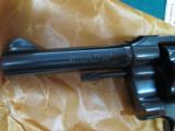 COLT OFFICAL POLICE (MFG. 1968) 38SPL. 4" BBL.REVOLVER W/ NON MATCHING BOX. - 3 of 14