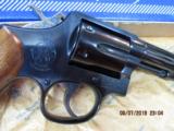 SMITH & WESSON MODEL 31-1 (MFG.1977) 357 MAGNUMUNFIRED REVOLVER IN ORIGINAL BOX WITH PAPERWORK. - 3 of 16