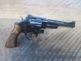 SMITH & WESSON MODEL 27 4 SCREW PRE-FIX 1960 PROD.- 1 of 4