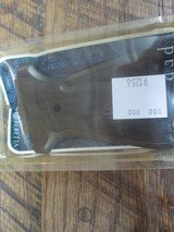 Beretta M9 special edition
Pistol Original box Accessories - 9 of 16