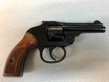 Harrington & Richardson Hammerless Top Break Revolver 32 S&W - 2 of 4