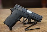 Smith & Wesson
Model 469 9 mm " The Mini Gun" - 4 of 6