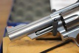 Smith & Wesson Model 66-5357 MagnumRevolver - 4 of 8