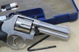 Smith & Wesson Model686-4357 Magnum Caliber - 6 of 8