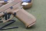 Glock Model 19 X 9 MM Semi Auto Pistol - 3 of 8