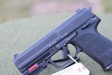 Heckler & Koch USP .40 S&W Caliber Pistol - 3 of 6