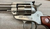 Ruger New Model Single Six .22 (2 Cylinders)
Revolver - 4 of 9
