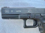 Glock Model 22 .40 Caliber Pistol - 3 of 7