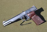 Smith & Wesson Model 46
.22LR Target Pistol - 1 of 8